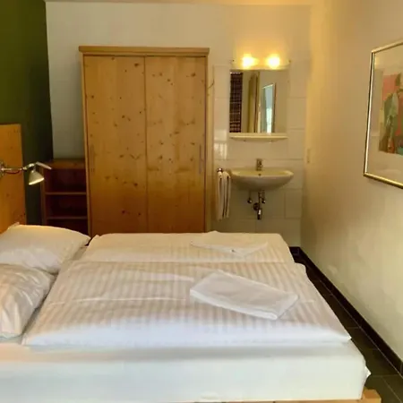 Schoneben Mountain Holiday Home *