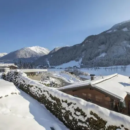 Schoneben Mountain Holiday Home